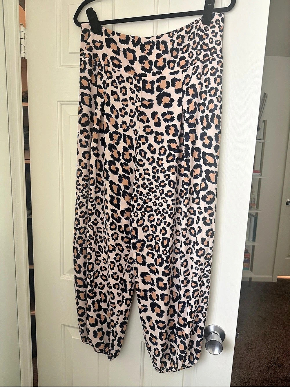 Victoria's Secret Leopard Print Jogger Pants Size Large